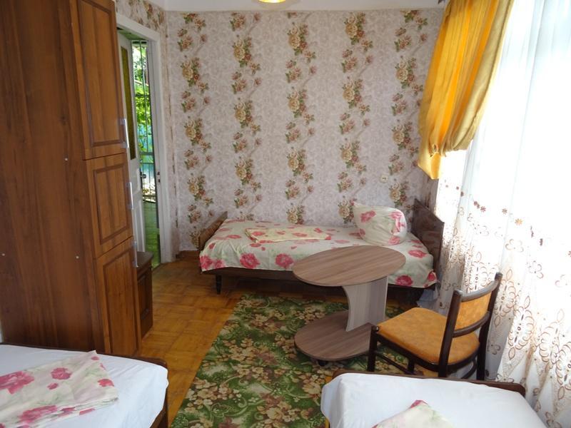 Guest House U Antoniny กากรา ภายนอก รูปภาพ